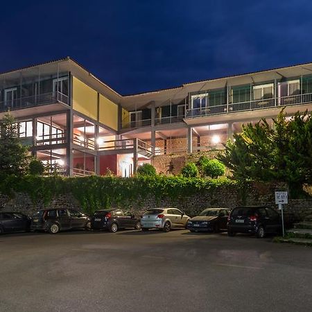 Theoxenia Hotel Андрицаина Екстериор снимка