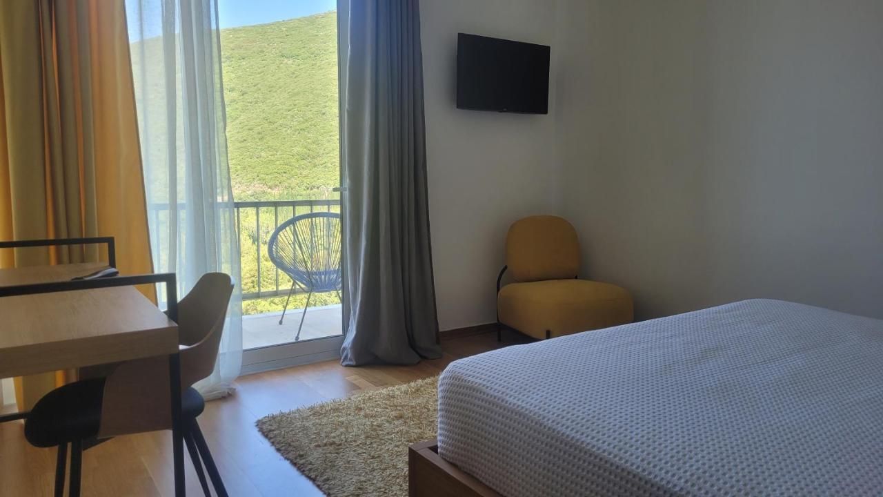 Theoxenia Hotel Андрицаина Екстериор снимка