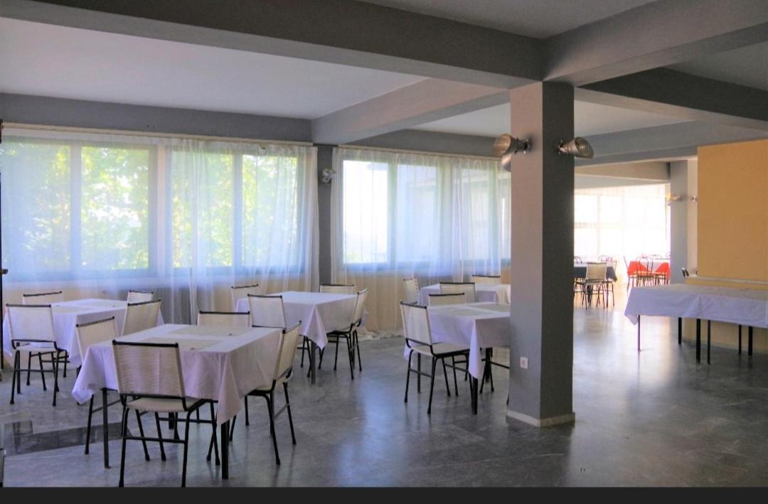 Theoxenia Hotel Андрицаина Екстериор снимка