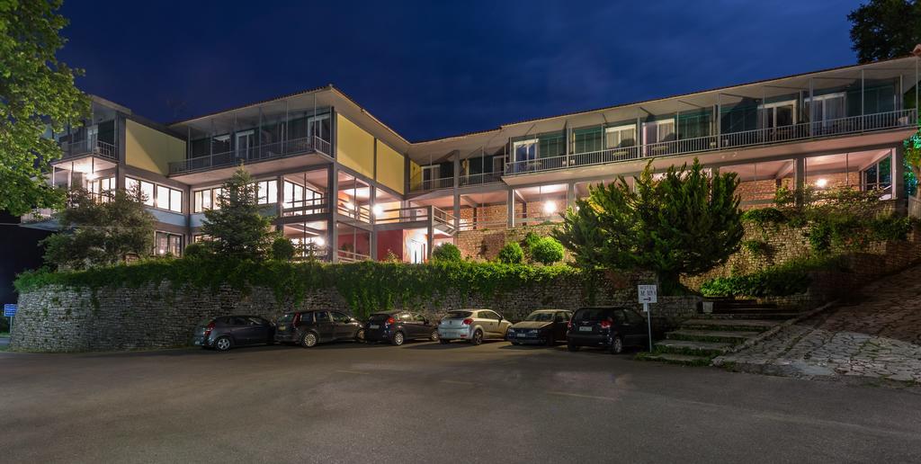Theoxenia Hotel Андрицаина Екстериор снимка